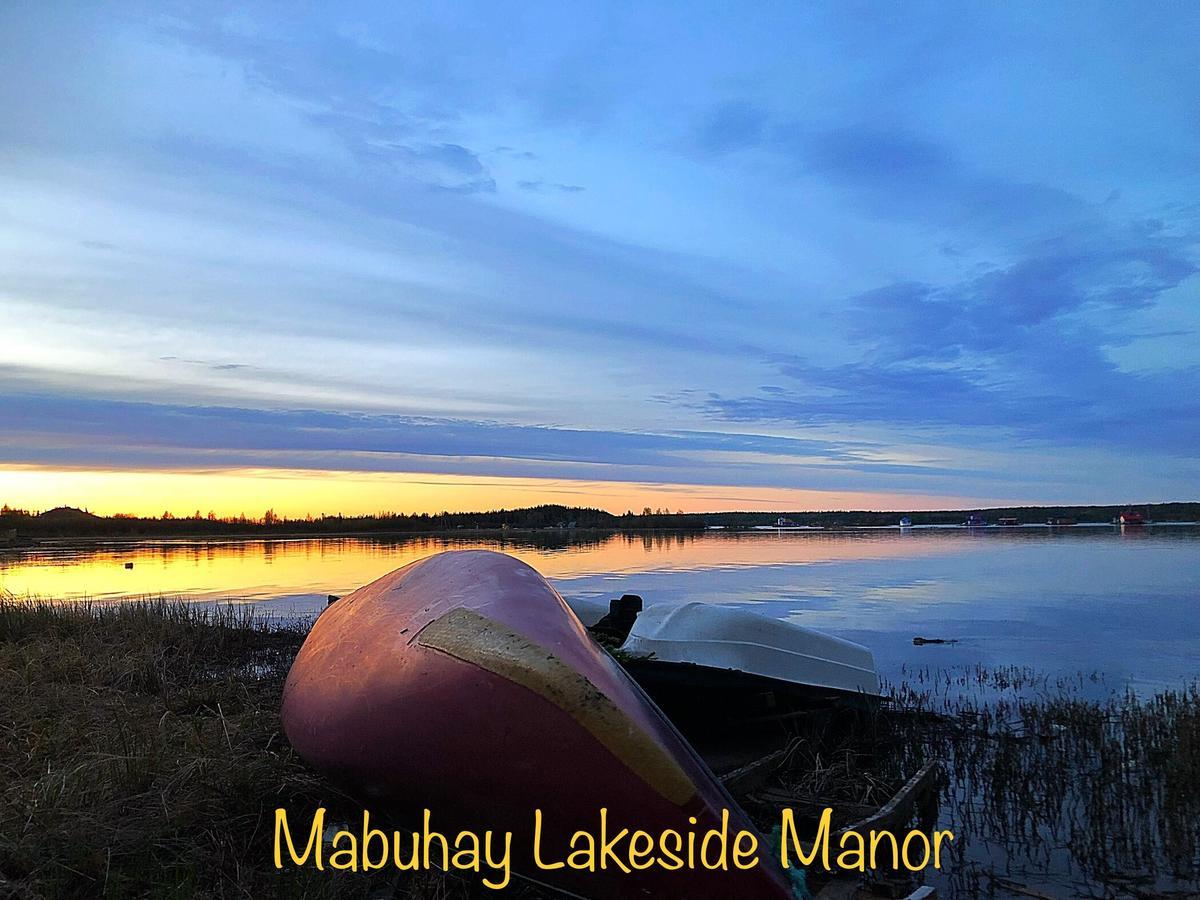 Mabuhay Lakeside Manor Yellowknife Exterior photo