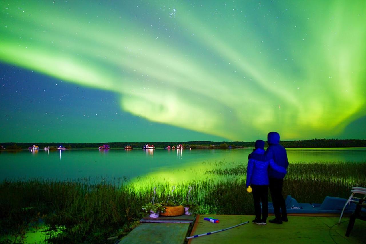 Mabuhay Lakeside Manor Yellowknife Exterior photo